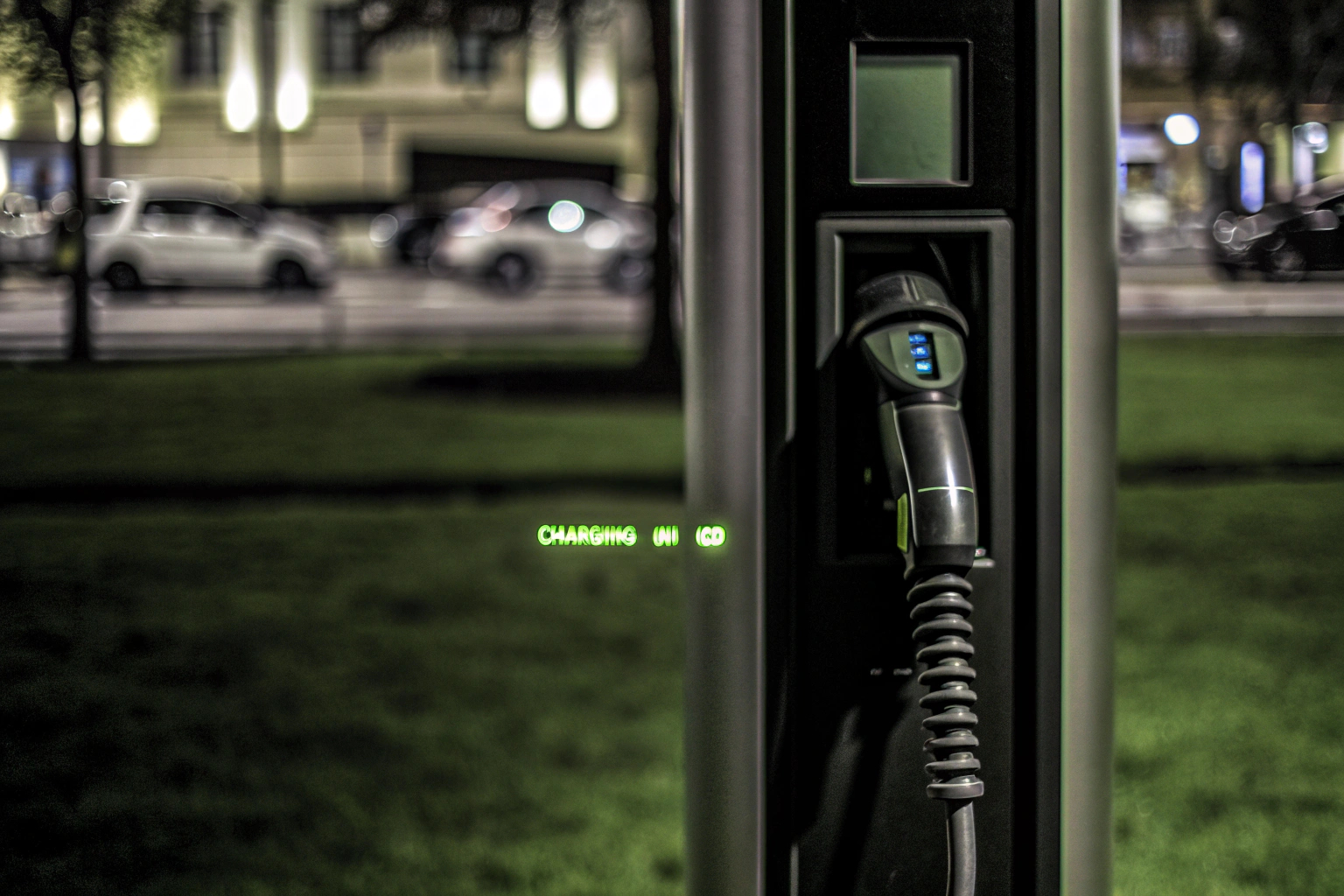Elektroautoladegerät mit LCD-Anzeige