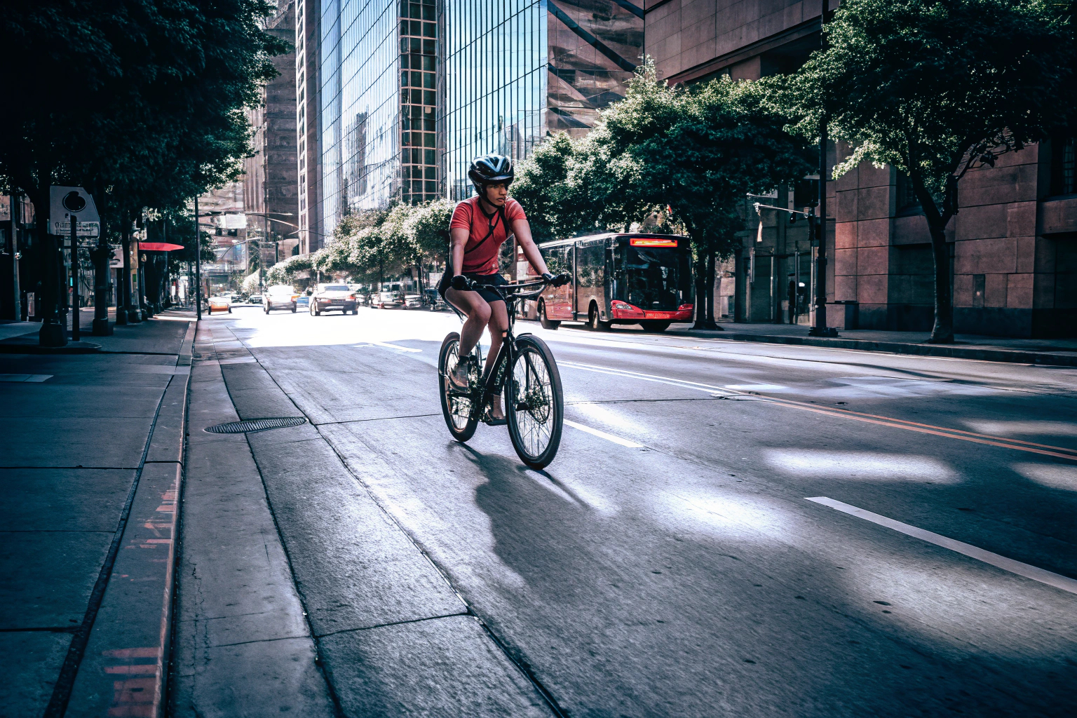 Pendler auf Elektrofahrrad